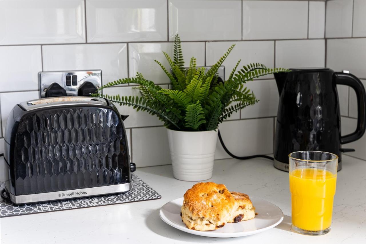 Hébergement de vacances Levi By Koya Homes - 3-bedroom Home, Downtown Cardiff, Free Parking *